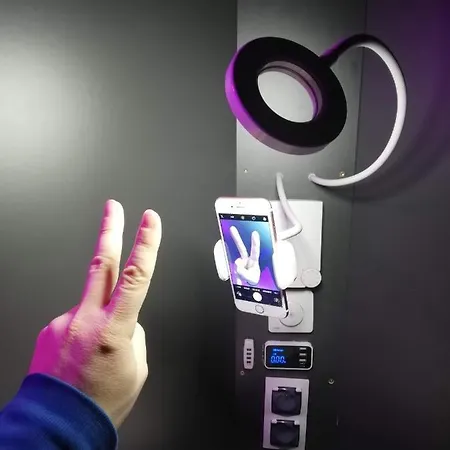 Capsules - Lubelskie Kapsuly 胶囊旅馆 *